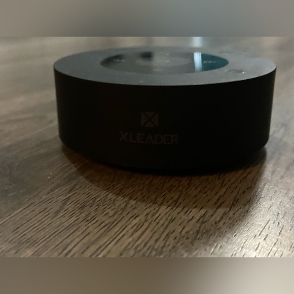 Xleader small Bluetooth speaker - Picture 3 of 3